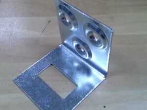 COLGADOR MUEBLE ALTILLO NIQUELADO (2UDES)