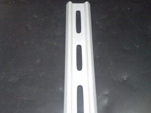 PLACA RIEL ALUMINIO ALARGO SOPORTE 14CM