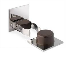 TOPE PUERTA ADHESIVO NEGRO CON CLIC 2 UDES