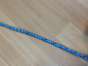 CUERDA CABO AZUL PINTA ROJA 2MM