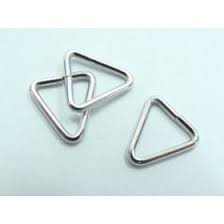 ANILLAS TRIANGULARES