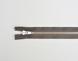 CREMALLERA GRIS 18CM METALICA C/TOPE