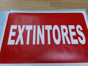 CARTEL PEGATINA EXTINTORES 22X15CM