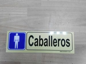 cartel caballeros adhesvo 165x45cm