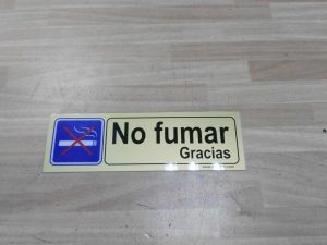 cartel no fumar adhesvo 165x45cm