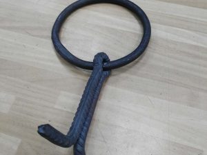 anilla para atar caballos 140mm arttesana