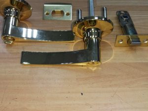 manivela mod 712 laton pulido izquierdas