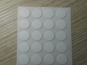 pegatina cubre tornillos 13mm blanco 20udes
